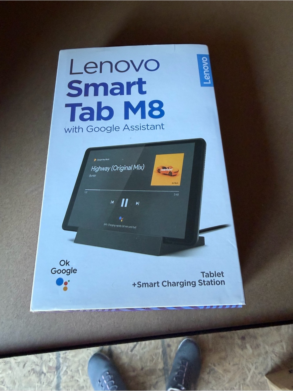 Lenovo Smart Tab M8 Tablet in Black with Charging Station (Boxed)